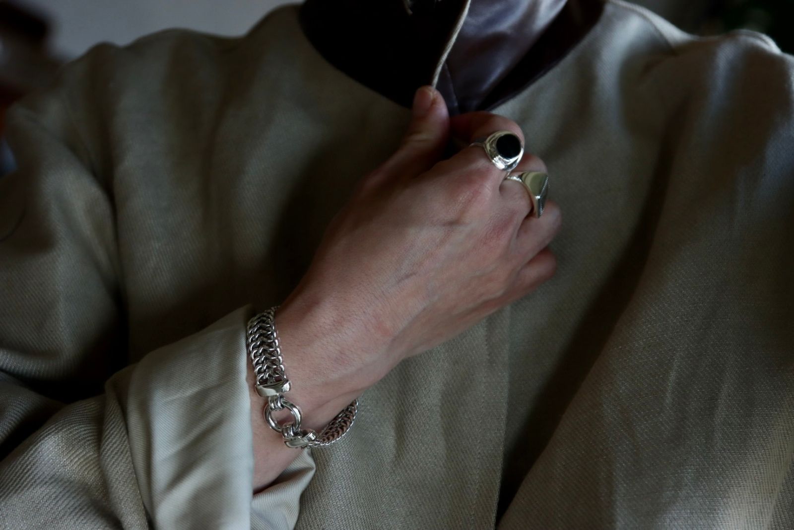 A.PRESSE Linen Half Coatスタイル