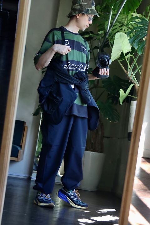 FreshService × HOUYHNHNM “EDITOR’S JACKET” & “EDITOR’S TROUSERS”NAVYスタイル