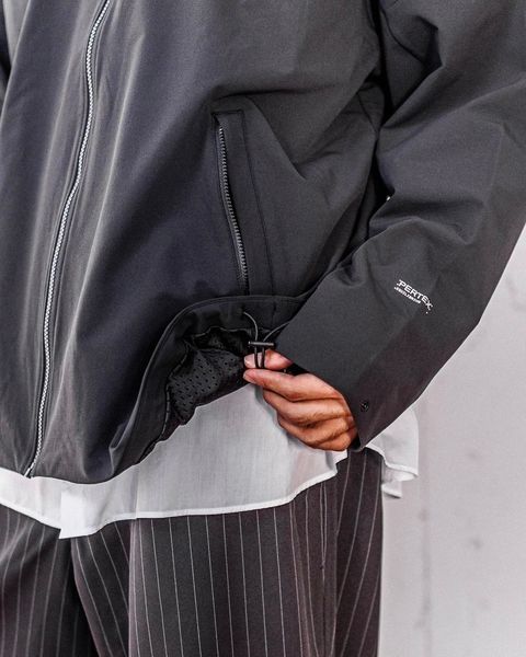 グラフペーパー PERTEX Equilibrium Front Yoke Blouson  2月15日(土)新作発売！