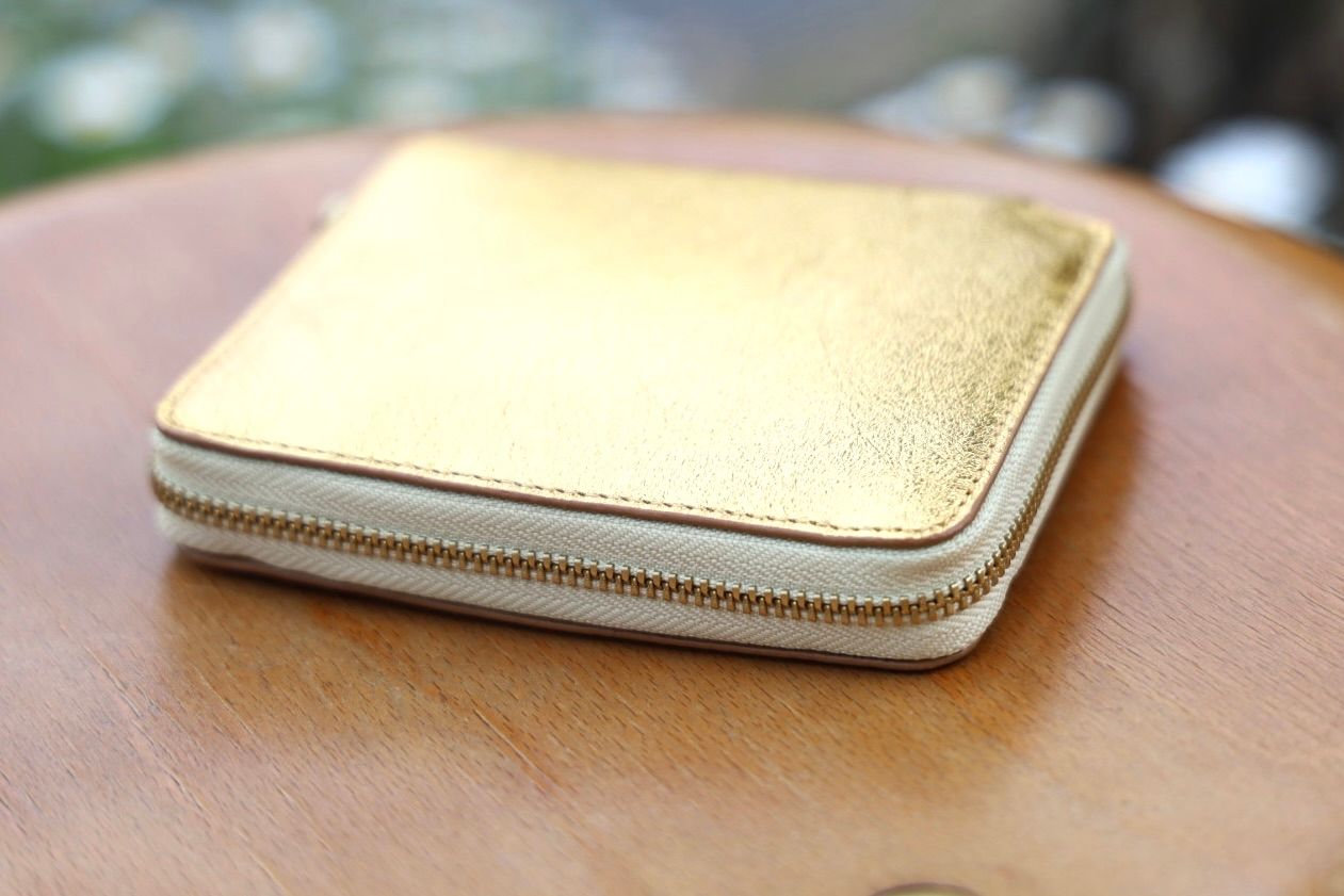 コムデギャルソン 二つ折りZIP財布 (8Z-B021-051) GOLD☆4月11日再入荷！