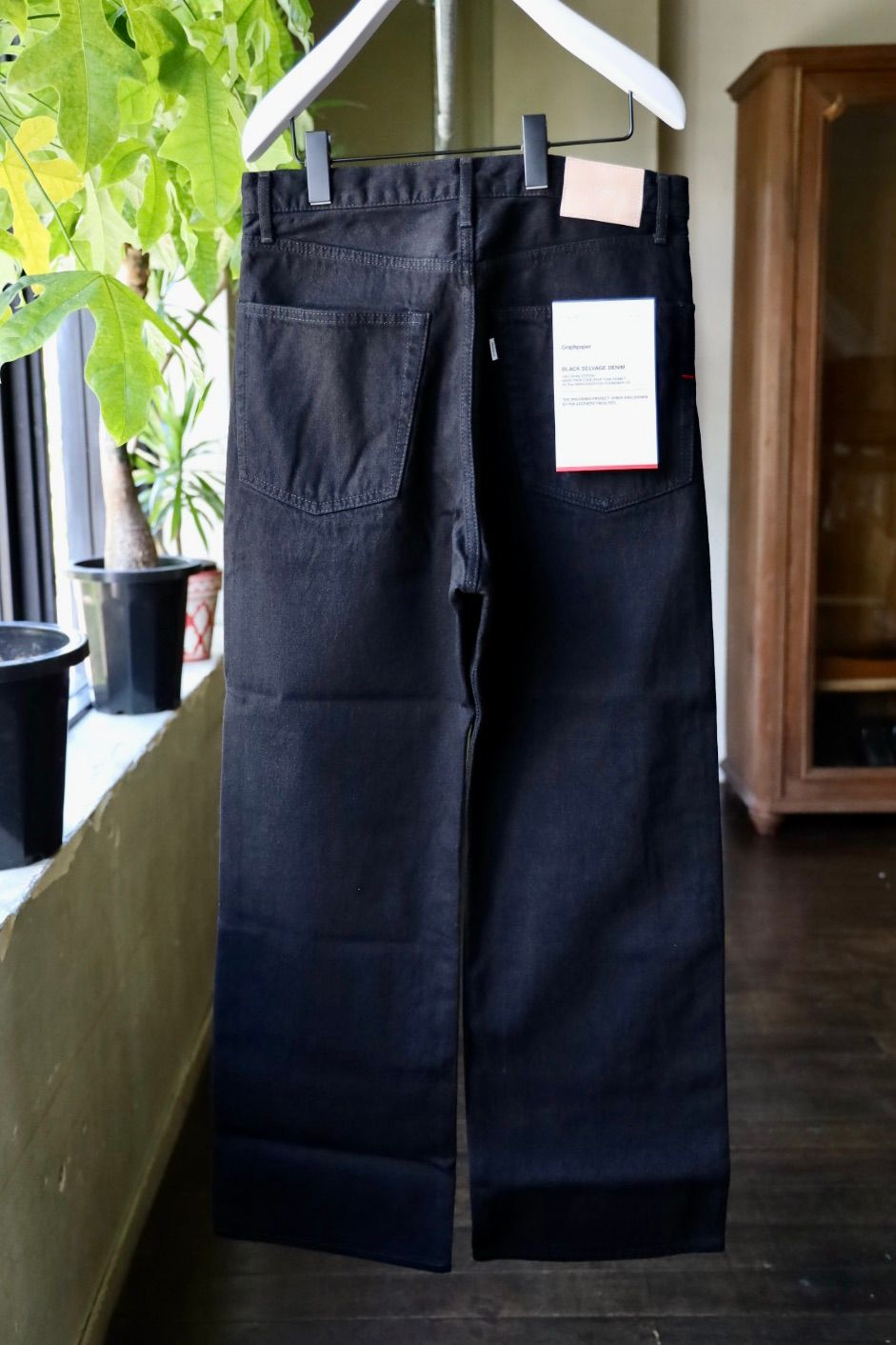 グラフペーパー25AW Selvage Denim Five Pocket wide Straight Pants(GU253-40059RB)BLACK_WASHED