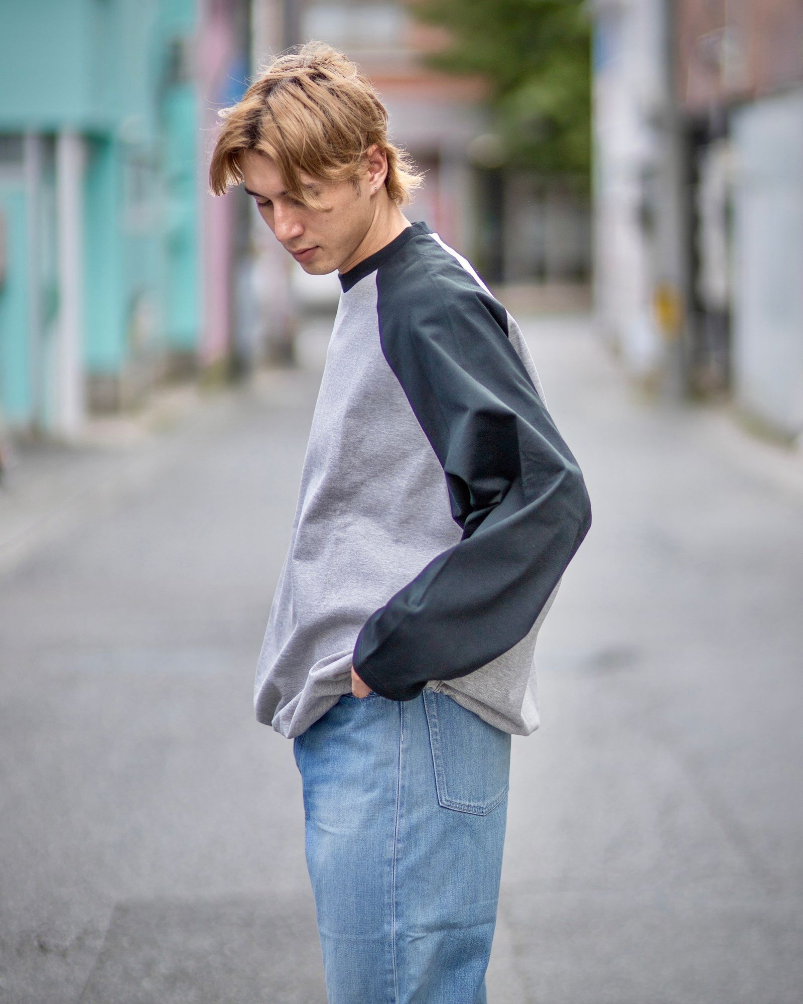 イズネス BALLOON RAGLAN LONG SLEEVE T SHIRT style