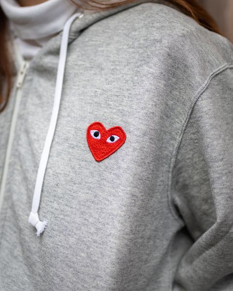 PLAY COMME des GARCONS 新作ZIP HOODED SWEATSHIRT style.2025.12.8