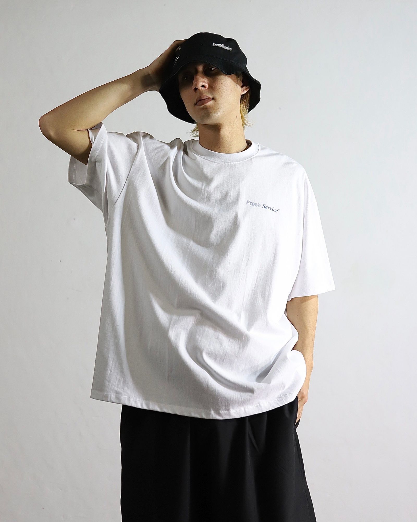 FreshService CORPORATE PRINTED S/S TEE(BLUE)style 2024.4.26