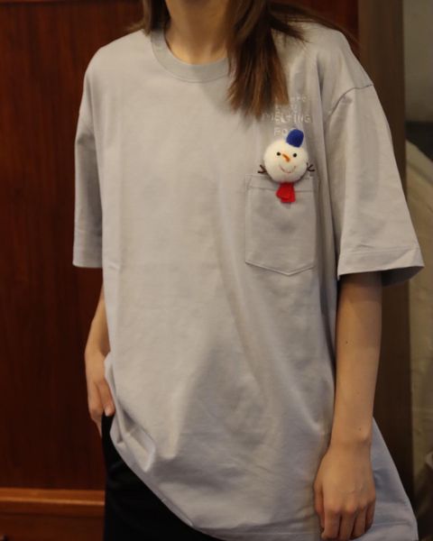 doublet 2023ss T-SHIRT WITH SNOWMAN style.2023.1.14