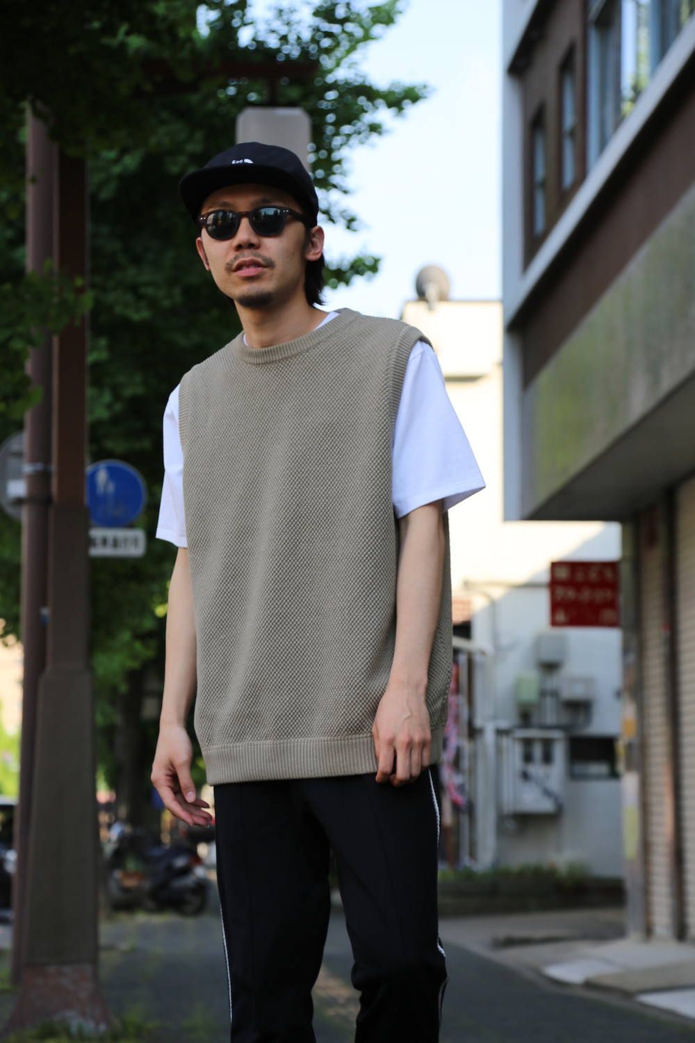 crepuscule(クレプスキュール) moss stich vest"Gray Beige"Style.2019.5.12.
