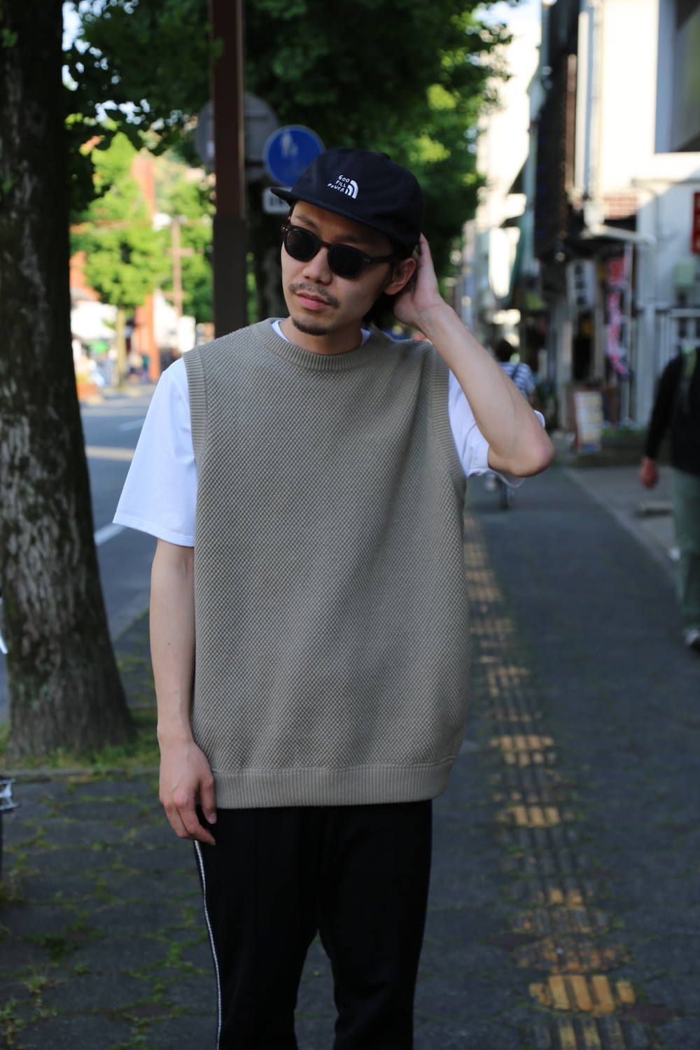 crepuscule(クレプスキュール) moss stich vest"Gray Beige"Style.2019.5.12.