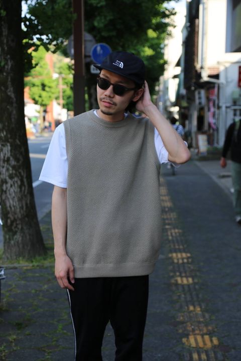 crepuscule(クレプスキュール) moss stich vest"Gray Beige"Style.2019.5.12.