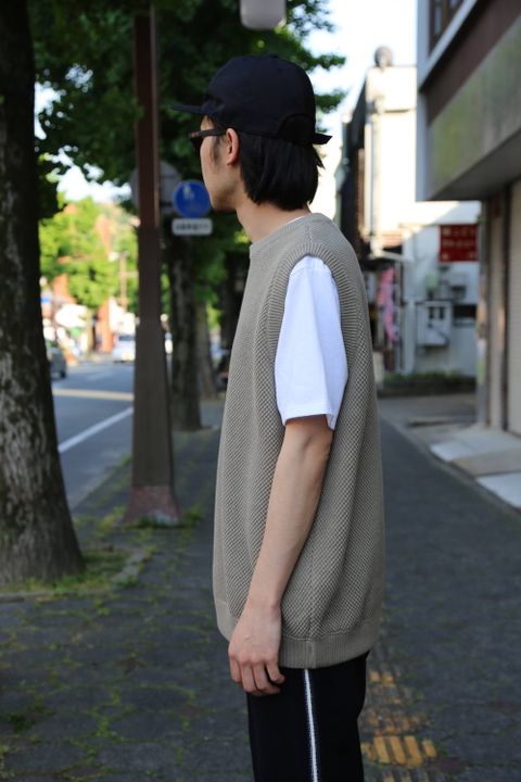 crepuscule(クレプスキュール) moss stich vest"Gray Beige"Style.2019.5.12.