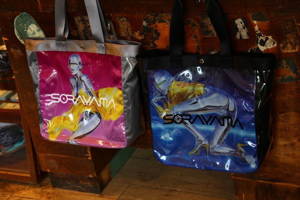 Sync. VINYL TOTE BAG SEXY ROBOT made by PORTERスタイル2019.5.31.