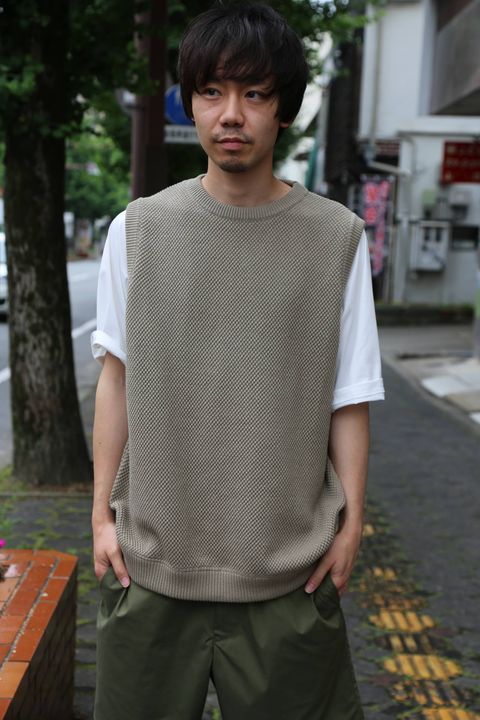 crepuscule  moss stich vest"GRAYBEIGE"Style.2019.6.29.
