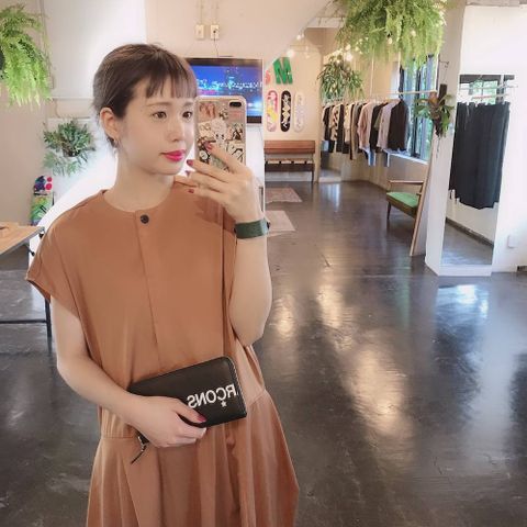 Dulcamara C/Nサテン フレンチスリーブワンピース"BROWN"スタイル2019.6.16.