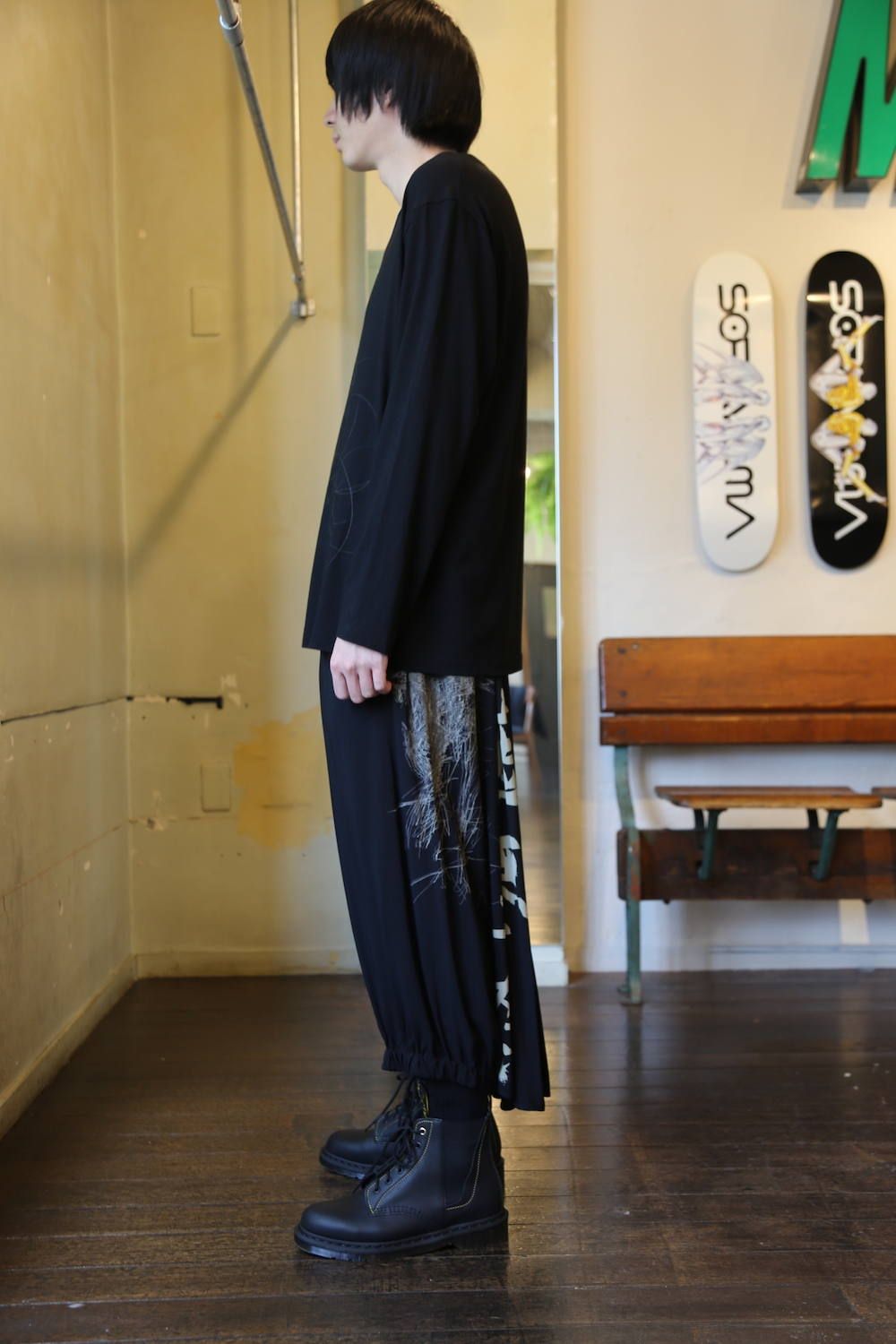 Yohji Yamamoto 丸首長袖カマキリ柄カットソースタイル.2019.7.25.