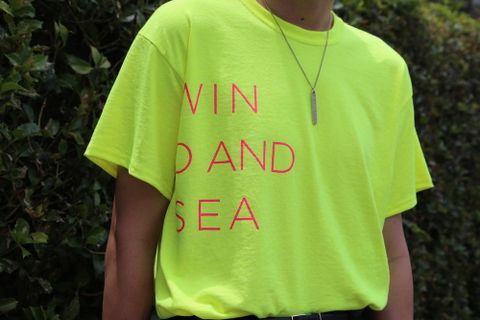 WIND AND SEA CLASSIC logo TEE"FS YELLOW"スタイル.2019.7.07.