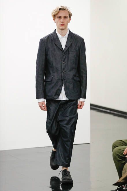 COMME des GARCONS COMME des GARCONS（コムデギャルソン