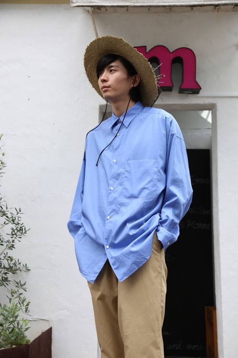 Graphpaper ブロードレギュラーカラーオーバーサイズシャツ"BLUE"スタイル.2019.7.28.