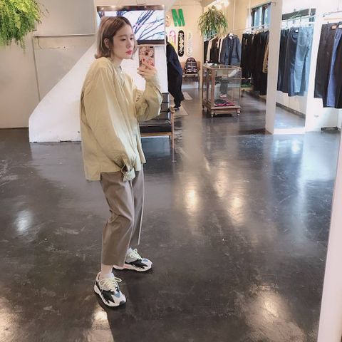 WELLDER パッカリングスリーブバンドカラーシャツスタイル.2019.7.29.