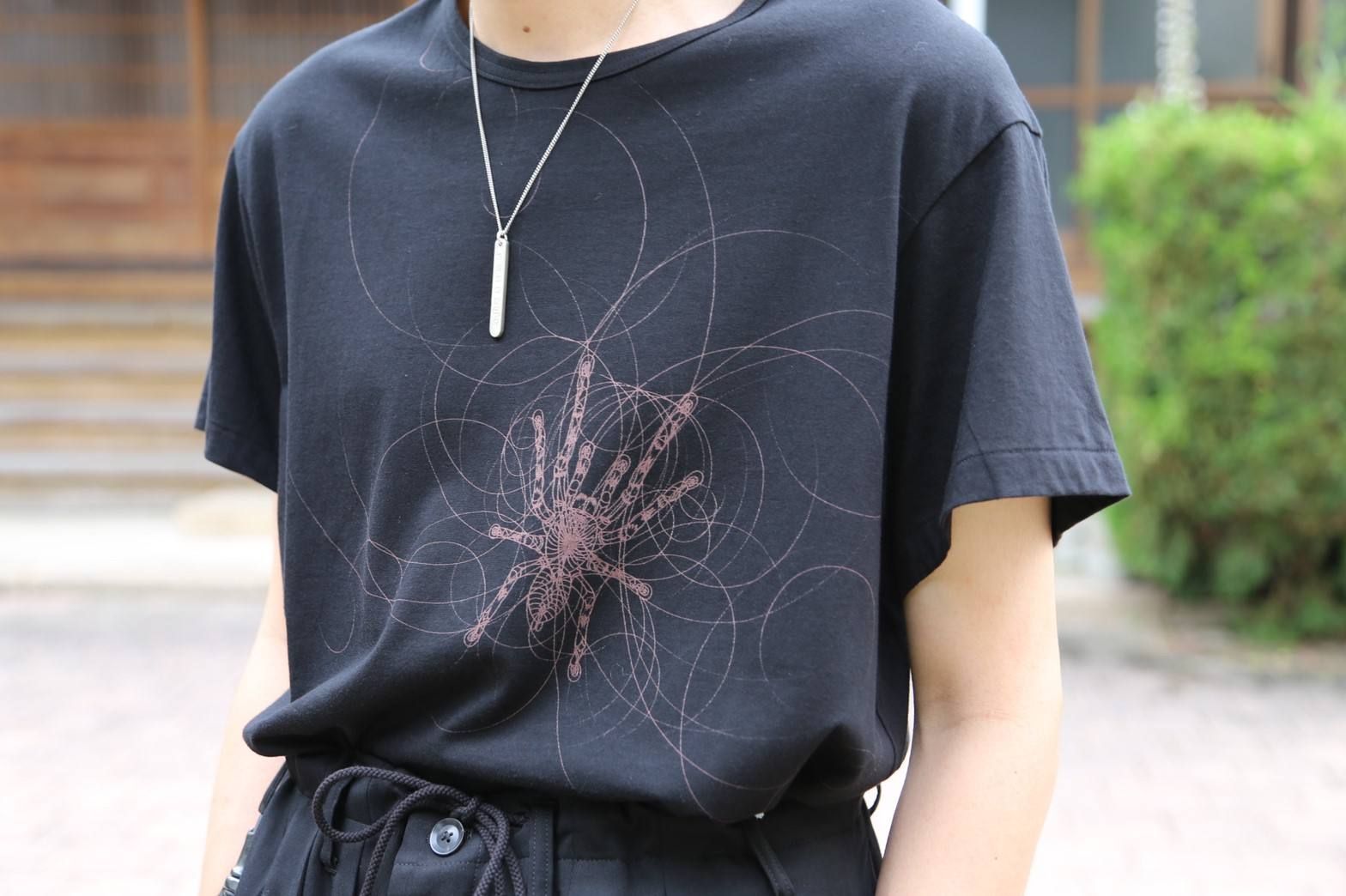 料無料 Yohji Yamamoto 半袖Tシャツ 黒 Tシャツ/カットソー(半袖/袖