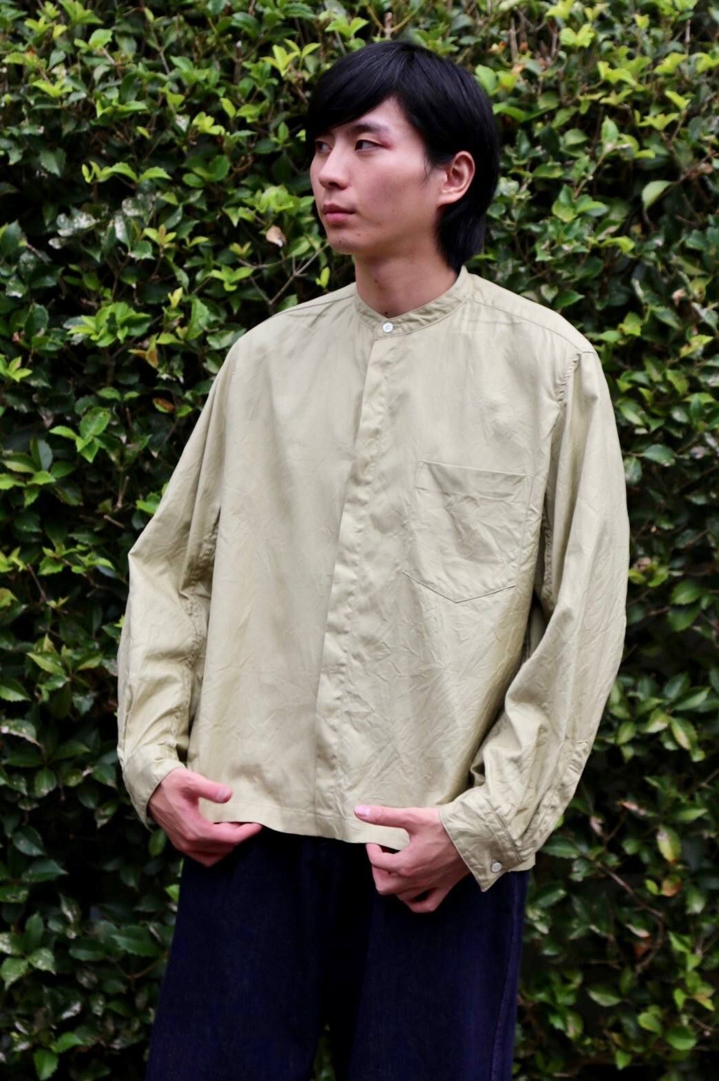 WELLDER Puckering Sleeve Band Collar Shirt"KHAKI"Style.2019.8.5.
