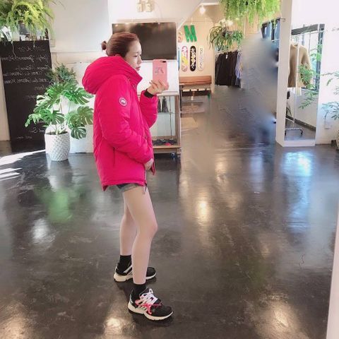 CANADA GOOSE "LODGE HOODY"スタイル.2019.8.15.