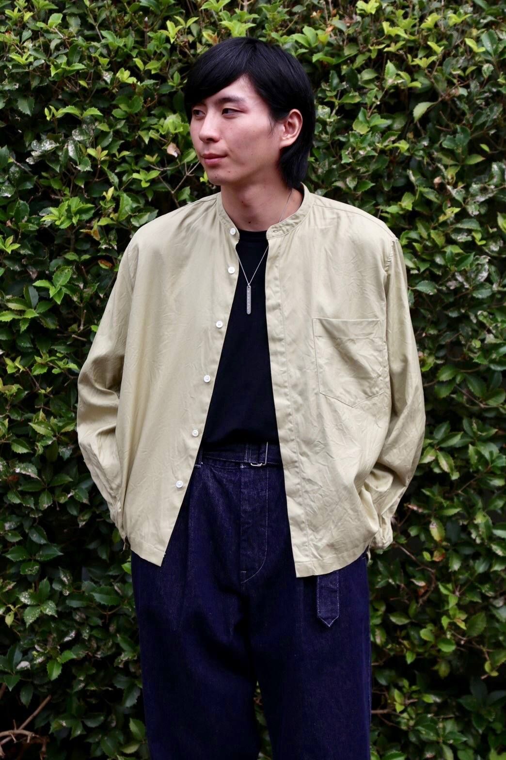WELLDER Puckering Sleeve Band Collar Shirt"KHAKI"Style.2019.8.5.