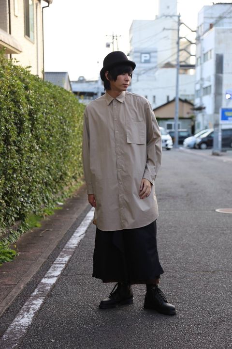 YOKE FOLD UP SHERE LONG SHIRTS"BEIGE"スタイル.2019.9.9.