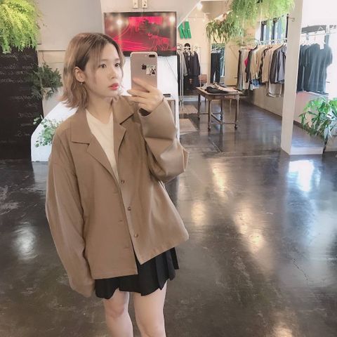 YOKE WIDE SHORT JACKET"BEIGE"スタイル.2019.9.9.