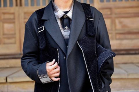 YOKE LOOSE DOUBLE-BREASTED JACKET & TROUSESスタイル.2019.9.10.