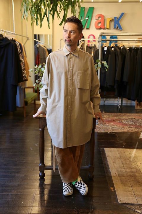 YOKE FOLD UP SHERE LONG SHIRTS"BEIGE"スタイル.2019.9.14.