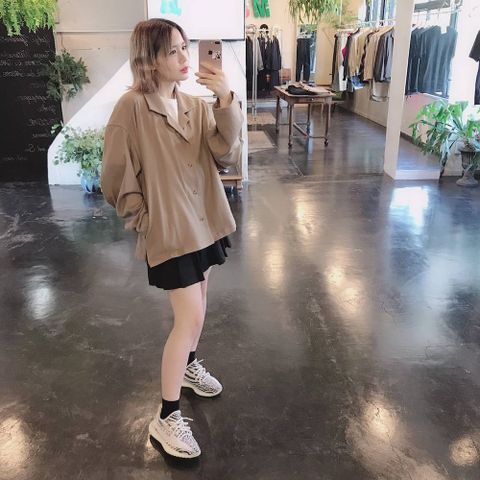YOKE WIDE SHORT JACKET"BEIGE"スタイル.2019.9.9.