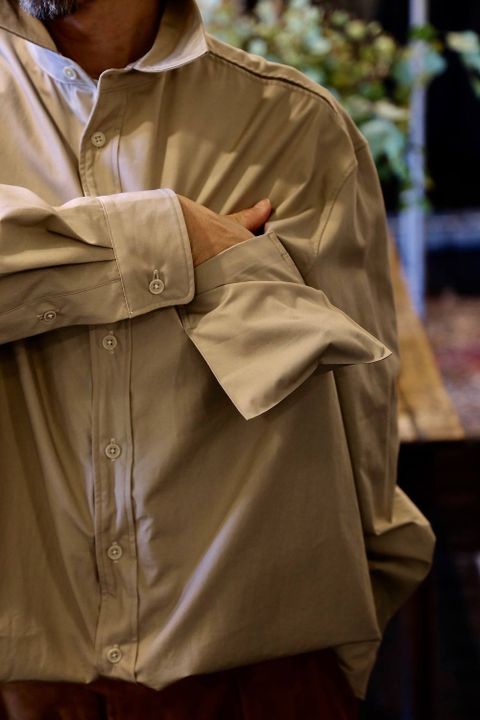 YOKE FOLD UP SHERE LONG SHIRTS"BEIGE"スタイル.2019.9.14.