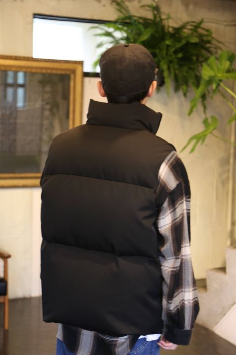 Graphpaper ”Zanter” for Graphpaper Down Vest"BLACK"Style.2019.9.2.