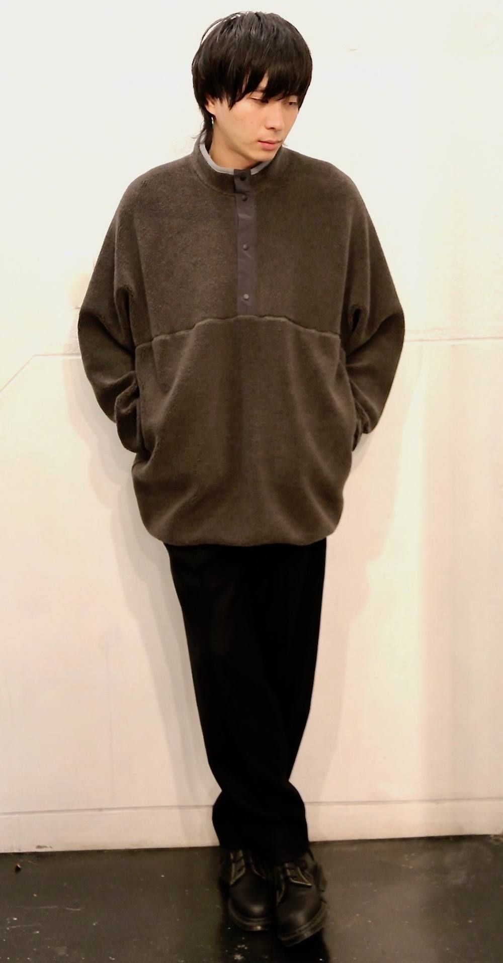 Graphpaper “wool boa high neck pullover”