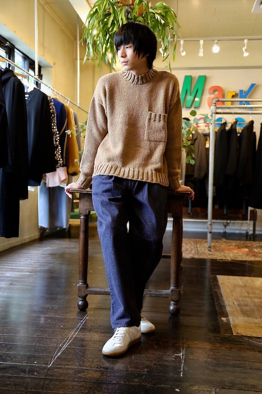 WELLDER Solid Color Low Gauge Hand Machine Knit"CAMEL"スタイル2019.9.14.