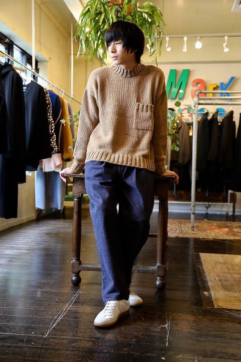 WELLDER Solid Color Low Gauge Hand Machine Knit"CAMEL"スタイル2019.9.14.
