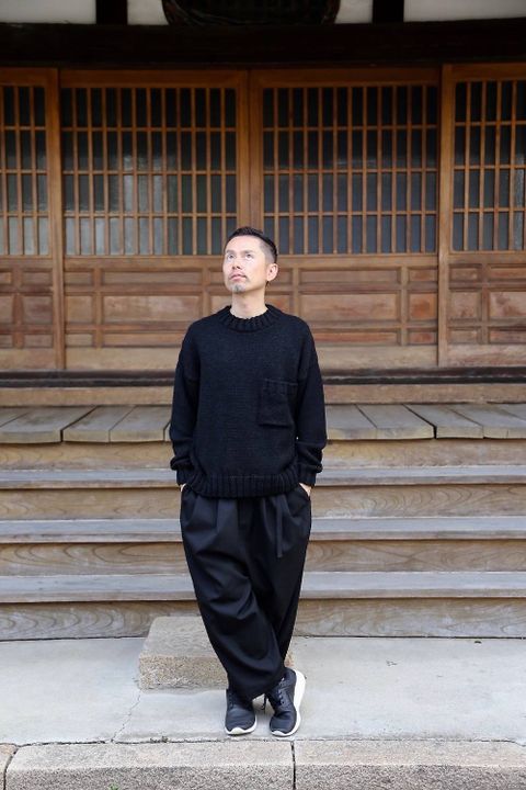 WELLDER Solid Color Low Gauge Hand Machine Knit"BLACK"スタイル.2019.9.13.