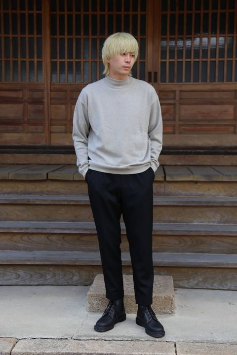 YOKE MOCK NECK L/S"BEIGE"スタイル2019.10.5.