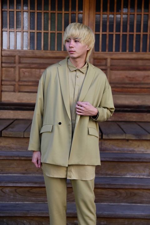 Dulcamara よそいきスリムテーパードパンツ"SAND YELLOW"スタイル.2019.10.4.