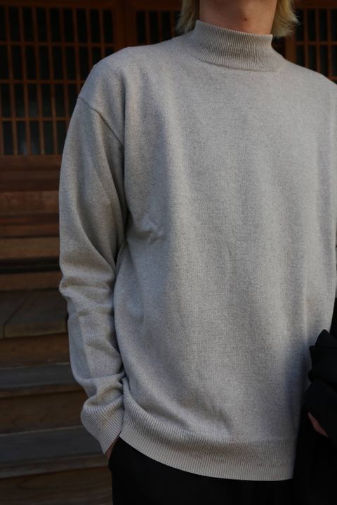 YOKE MOCK NECK L/S"BEIGE"スタイル2019.10.5.