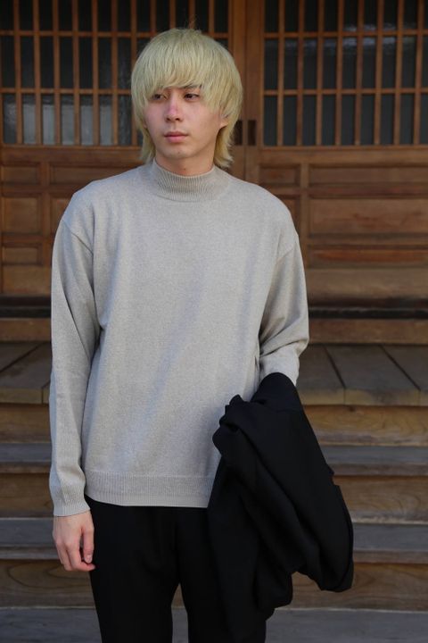 YOKE MOCK NECK L/S"BEIGE"スタイル2019.10.5.