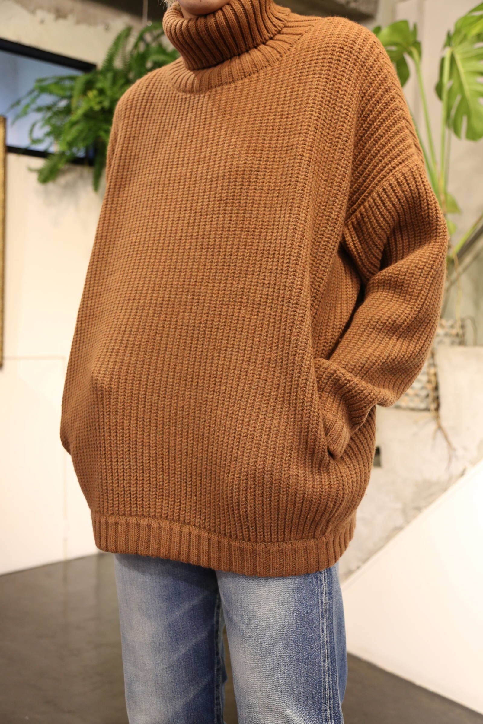 Dulcamara ローゲージダブルニット″BROWN″スタイル.2019.10.18.