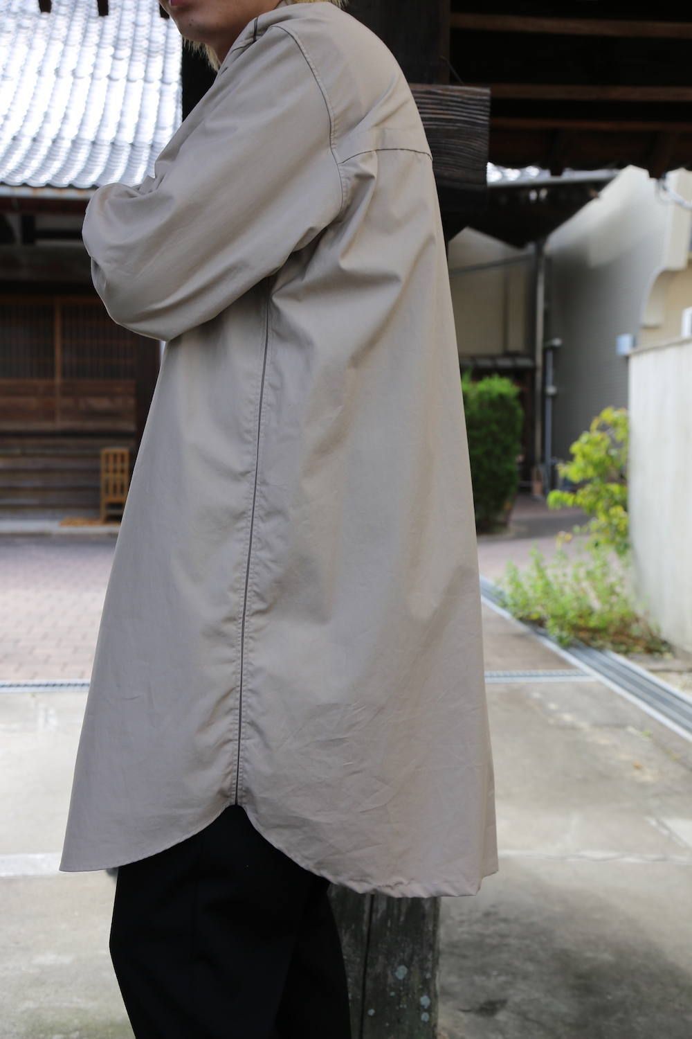 YOKE FOLD UP SHERE LONG SHIRTS"BEIGE"スタイル.2019.10.15.