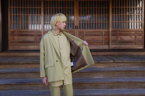 Dulcamara よそいきスリムテーパードパンツ"SAND YELLOW"スタイル.2019.10.4.