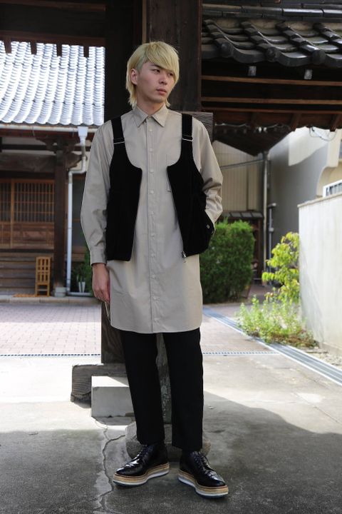 YOKE FOLD UP SHERE LONG SHIRTS"BEIGE"スタイル.2019.10.15.