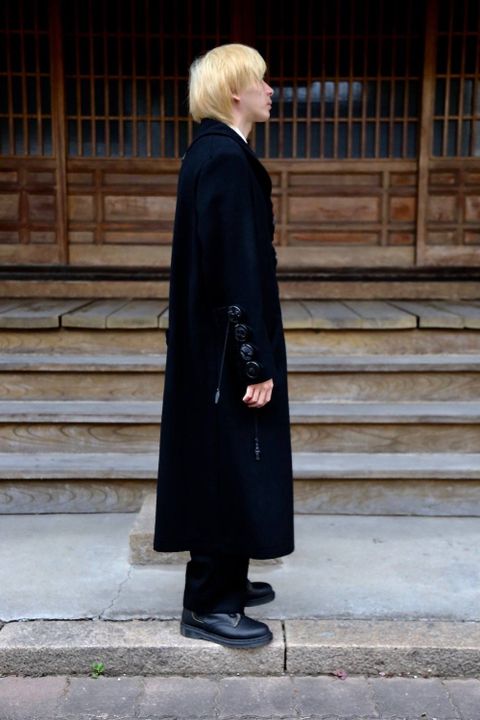 Yohji Yamamoto メルトンデカ黒釦ヘチマコートスタイル2019.10.23.