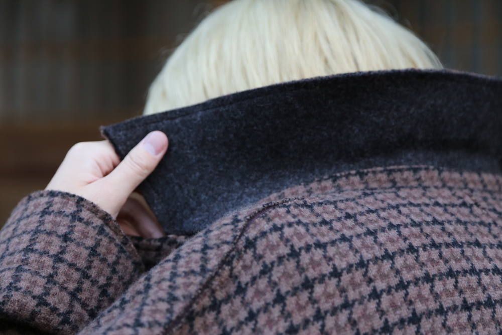 YOKE DOUBLE JQUARD KNIT BAL COLLAR COAT