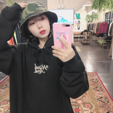 WIND AND SEA  GLITTER WDS HOODIE"BLACK"style.2019.11.30