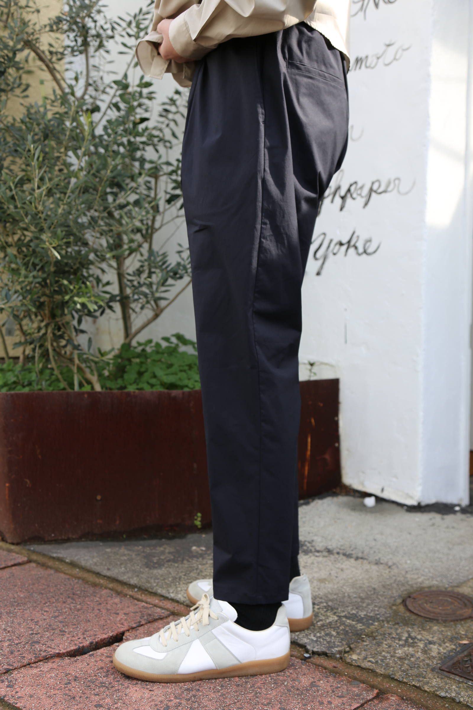 Graphpaper Broad L/S Oversized Band Collar Shirt"BEIGE"Style.2020.1.31.