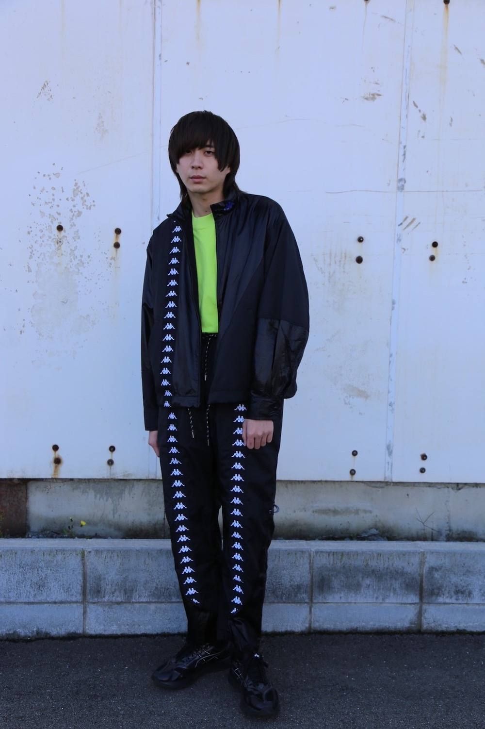 JieDa ASSYMETRY T-SHIRT"YELLOW"Style.2020.1.11.