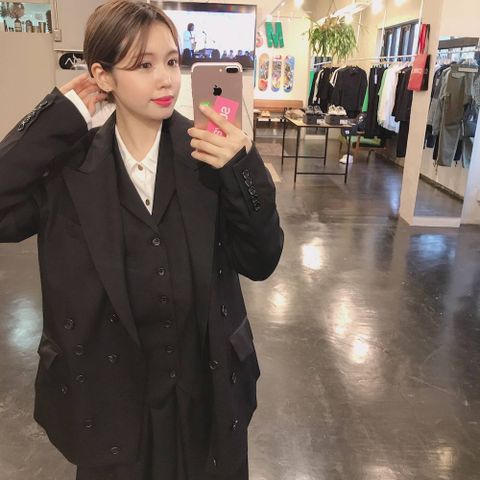 Sulvam Gaba gillet "BLACK"style.2020.2.23